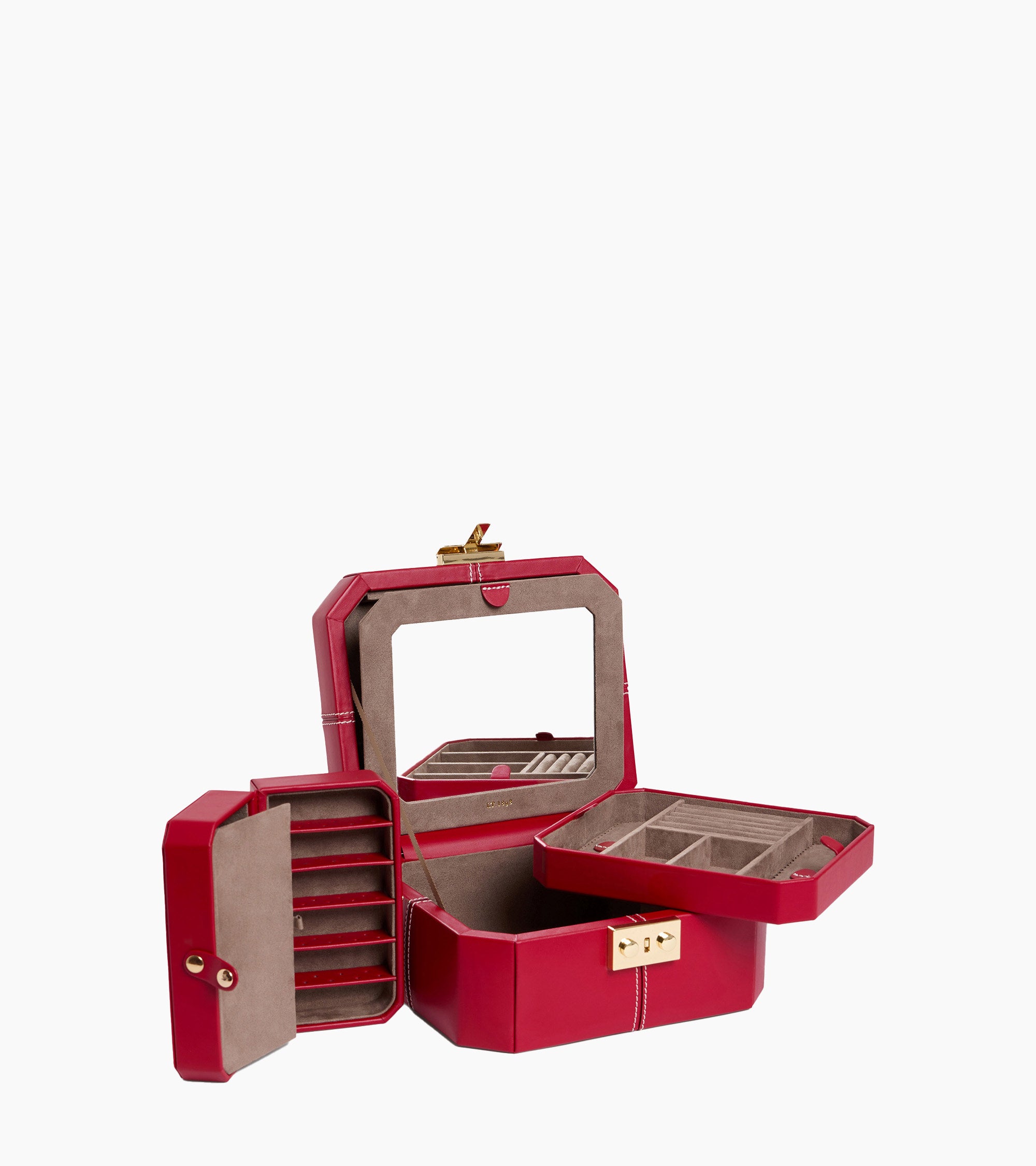 Small jewelry box with T-clasp in leather