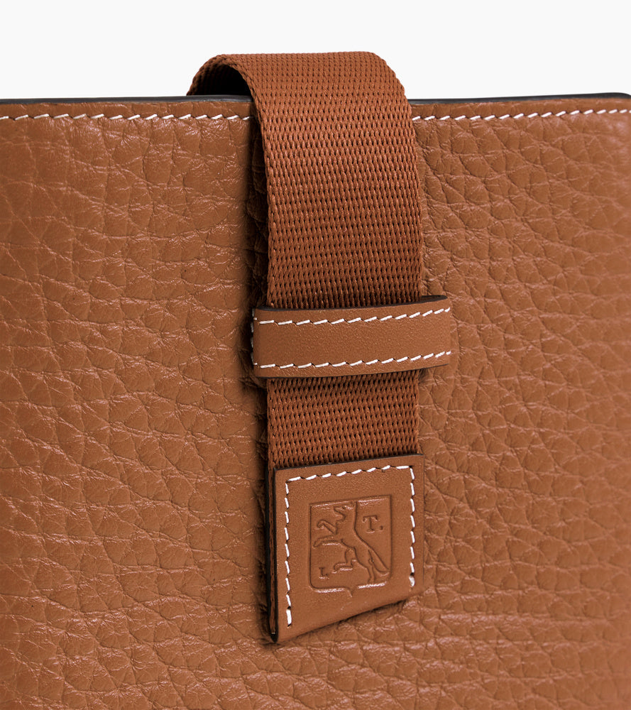 Handytasche Noah aus Büffelnarbenleder und Glattleder